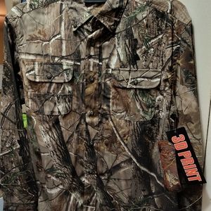 Men's button up shirt. Camo size medium